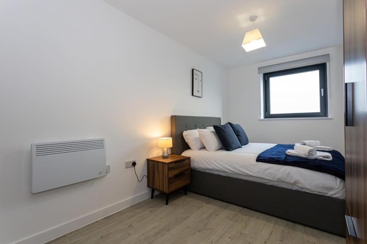 Modern 2 Bed Salford Apartment Stunning Views Manchester Kültér fotó