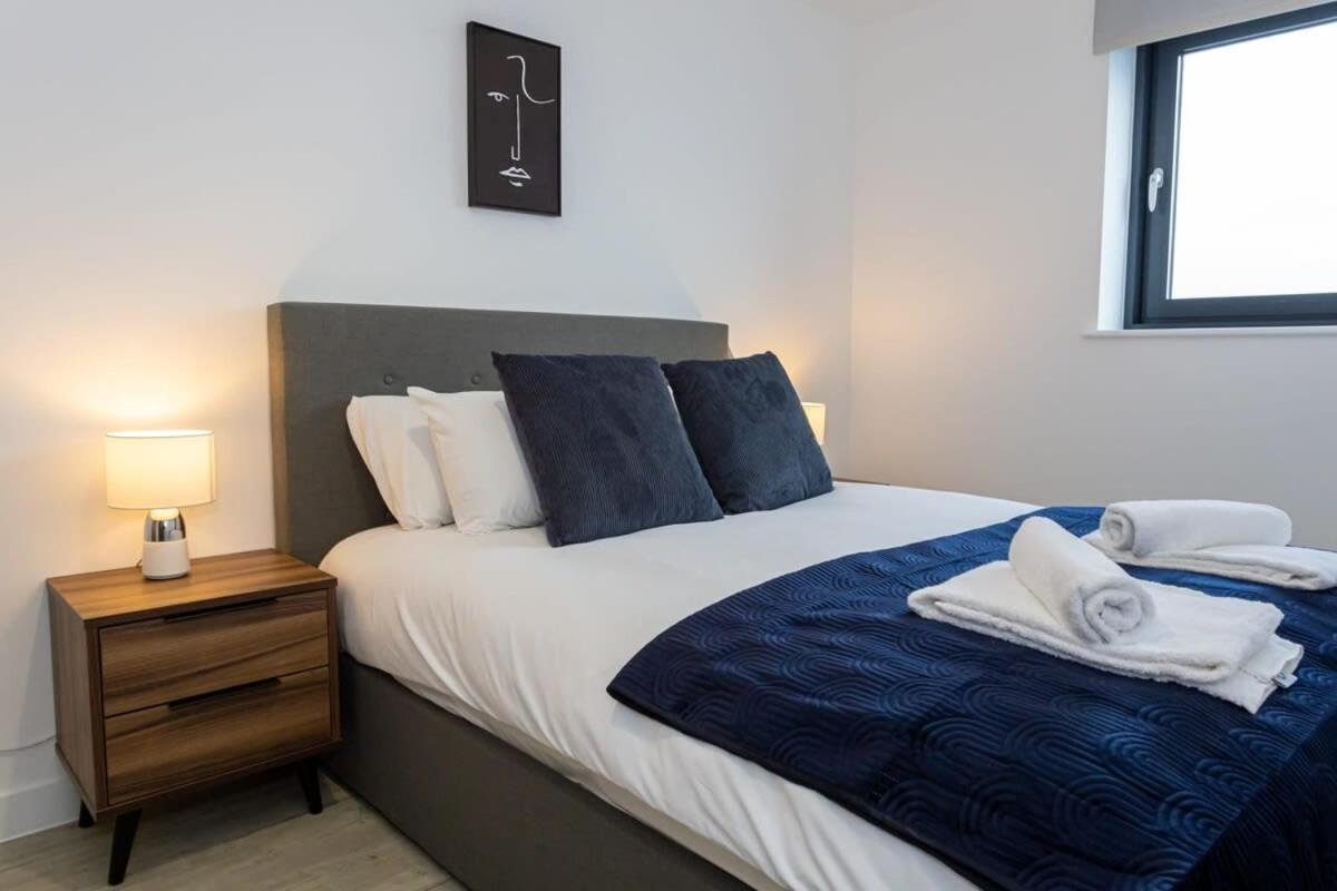 Modern 2 Bed Salford Apartment Stunning Views Manchester Kültér fotó