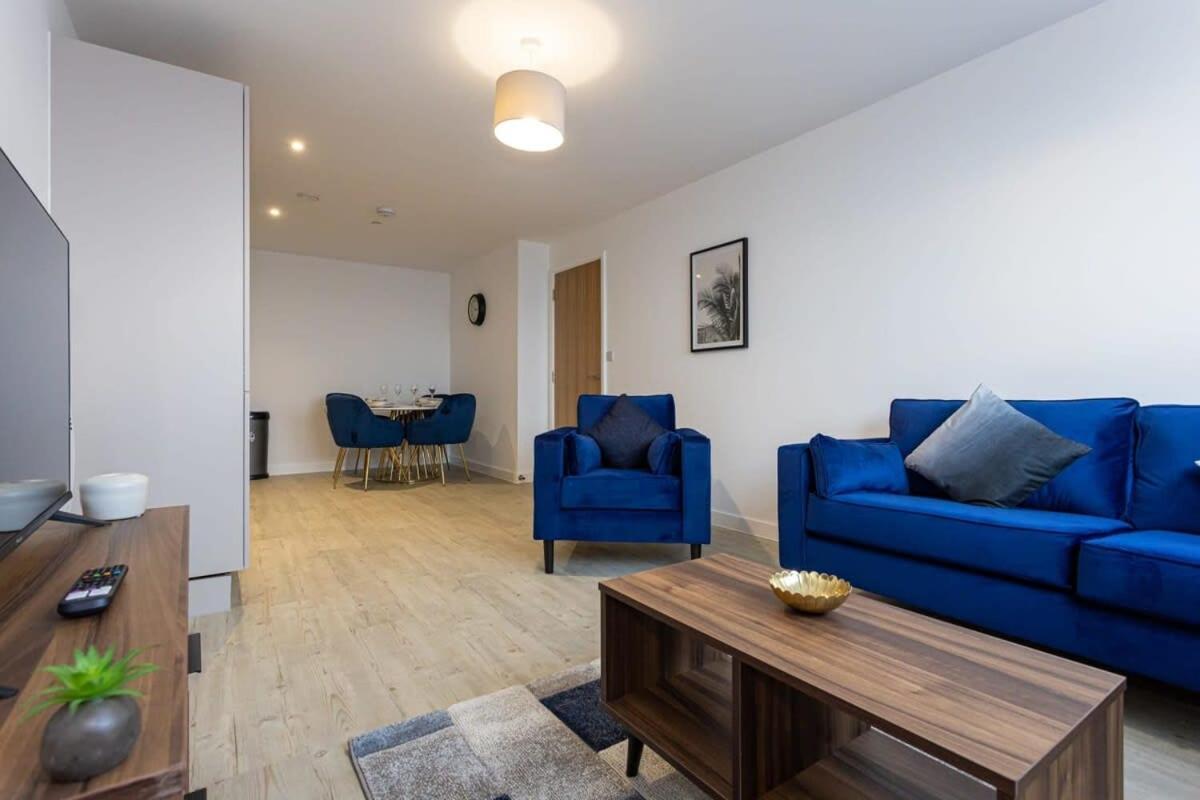 Modern 2 Bed Salford Apartment Stunning Views Manchester Kültér fotó